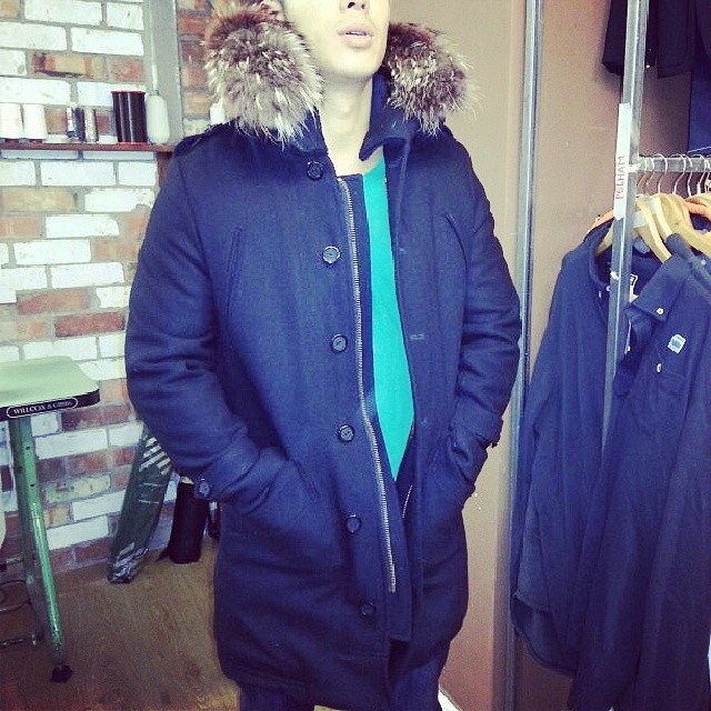 Coat with a replacement front zip fitted by Openfit