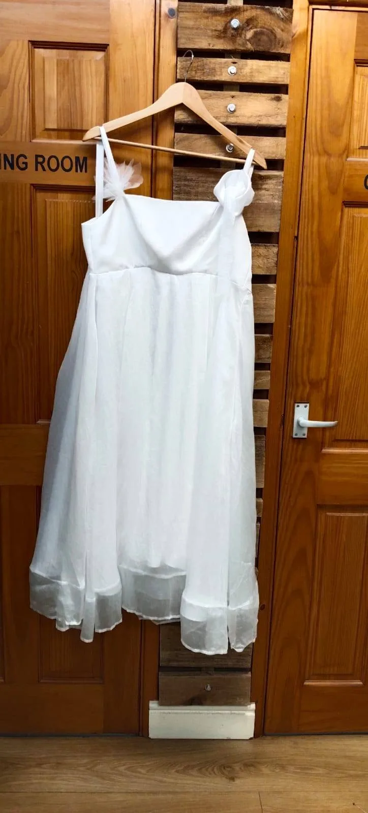 White flower girl or bridesmaid dress with tulle overlay